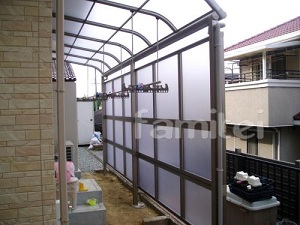 目隠しサイドパネル・・・レギュラーテラス屋根1F 目隠しサイドパネル・・・レギュラーテラス屋根1F