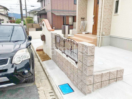 ブロック塀 (化粧ブロック) ユニソン シャモティ アルミ鋳物 フェンス 三協アルミ フェアル3型 鋳物
