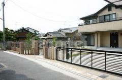 跳ね上げ門扉
