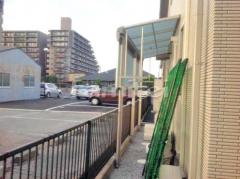 雨除け屋根 YKKヴェクターテラス1階 目隠しパネル