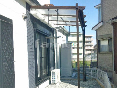 フル木製調テラス屋根 三協ナチュレ1階 シンボルツリー シマトネリコ