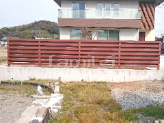 木製調目隠しフェンス塀 土間コンクリート
