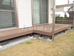 ウッドデッキ テラス屋根 目隠しフェンス 土間コンクリート