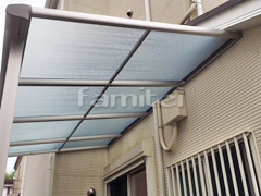 雨除け屋根 YKKヴェクター1階
