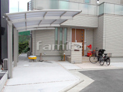 カーポート YKKAP レイナポートグラン 縦1.5台用(1台+延長 縦連棟) R型アール屋根 土間コンクリート