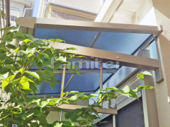 柱なし雨除け屋根 YKKヴェクター1階