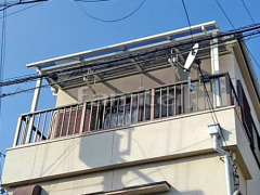 ベランダ屋根 LIXILスピーネ3階