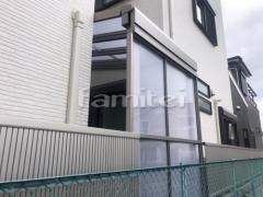 雨除け屋根 LIXILスピーネF 人工木材ウッドデッキ 木彫 樹ら楽ステージ 照明