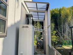 雨除け屋根 LIXIL独立式フーゴFテラス 人工木ウッドデッキ