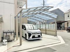 カーポート2台(縦) 連棟 LIXIL ネスカR アール屋根 カーポート1台+延長 (1.5台縦連棟) LIXIL ネスカR アール屋根
