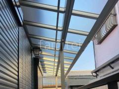本体色:プラチナステン 屋根色:クリアマット