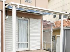 雨除け屋根 人工木材ウッドデッキ
