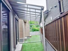 雨除け屋根 YKKソラリア1階
