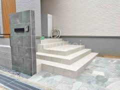 玄関アプローチ階段 床タイル貼り LIXIL ベスパ